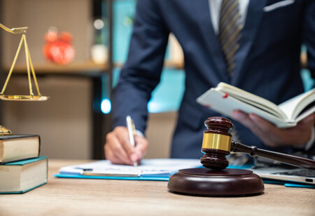 Consultants & Legal